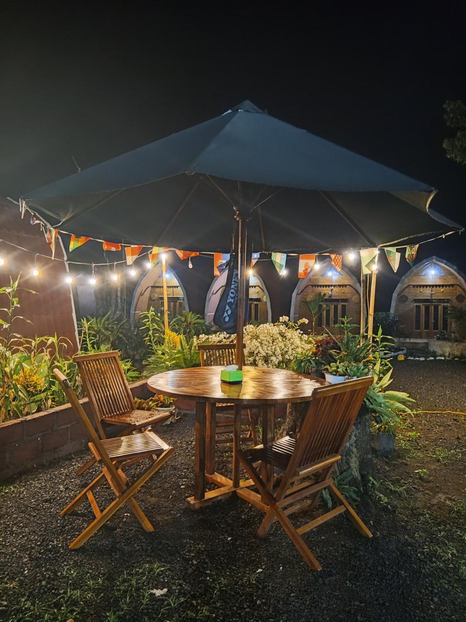 Indah Damai Cottages Sidomukti Eksteriør billede