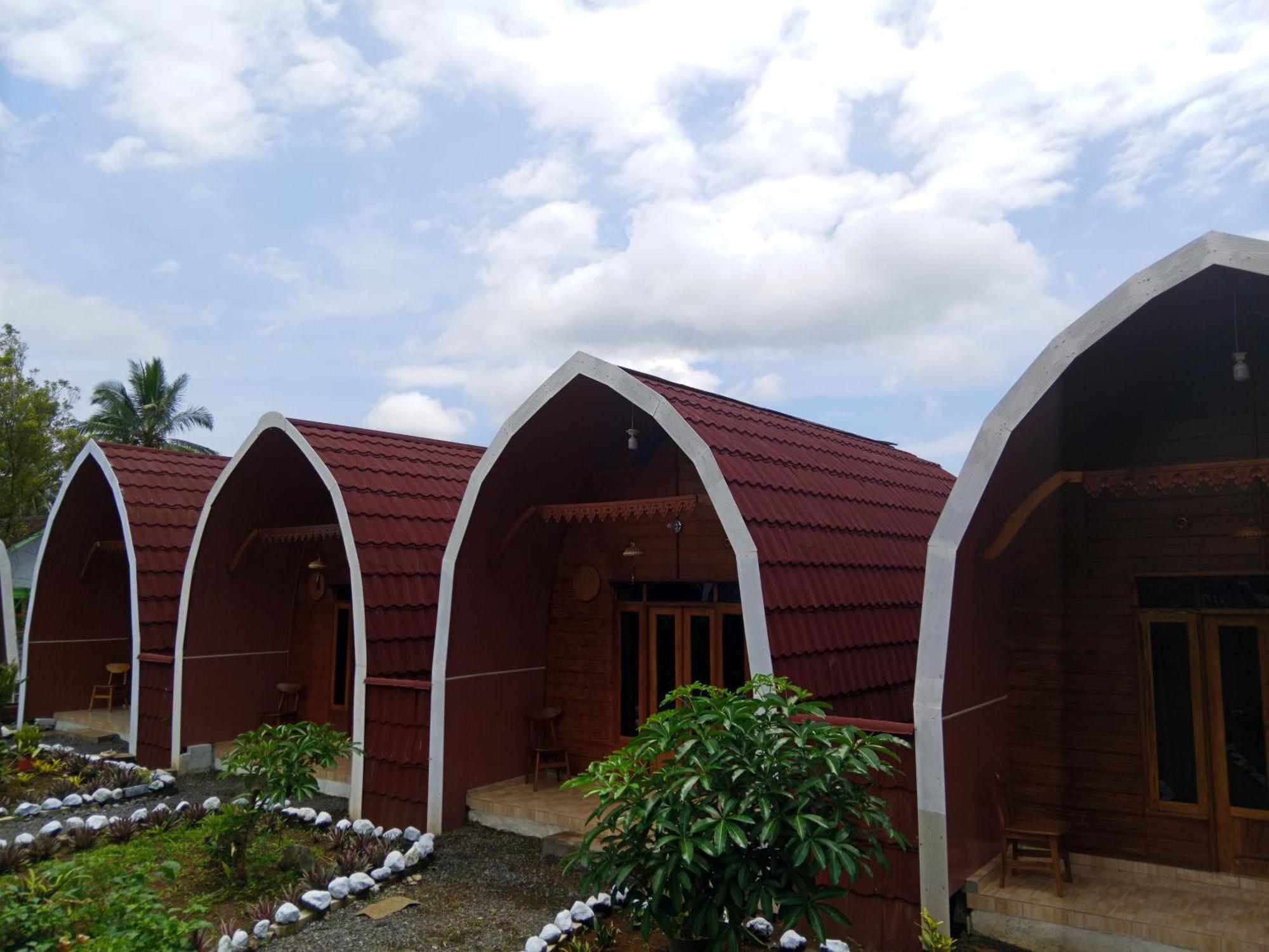 Indah Damai Cottages Sidomukti Eksteriør billede